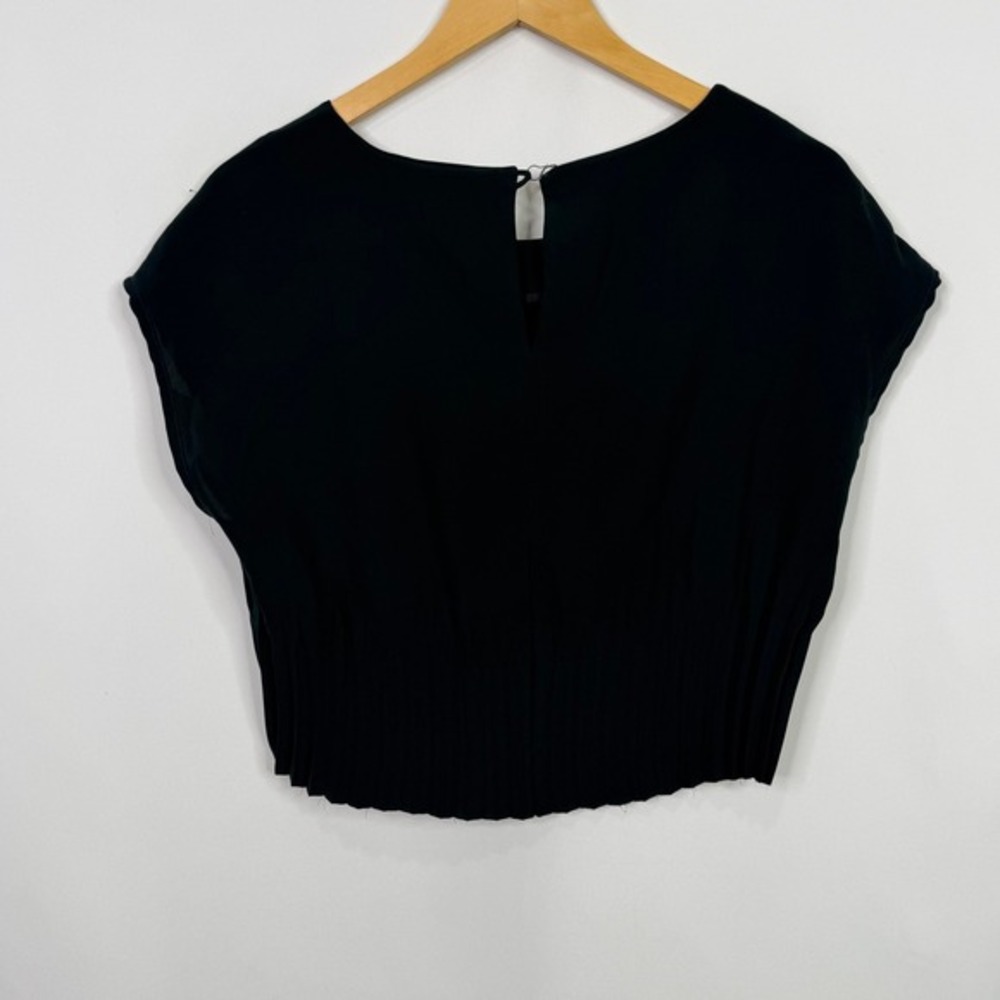 Native Youth Pleated Hem Crop Top Cap‎ Sleeve Keyhole Back Green Small - Picture 6 of 8